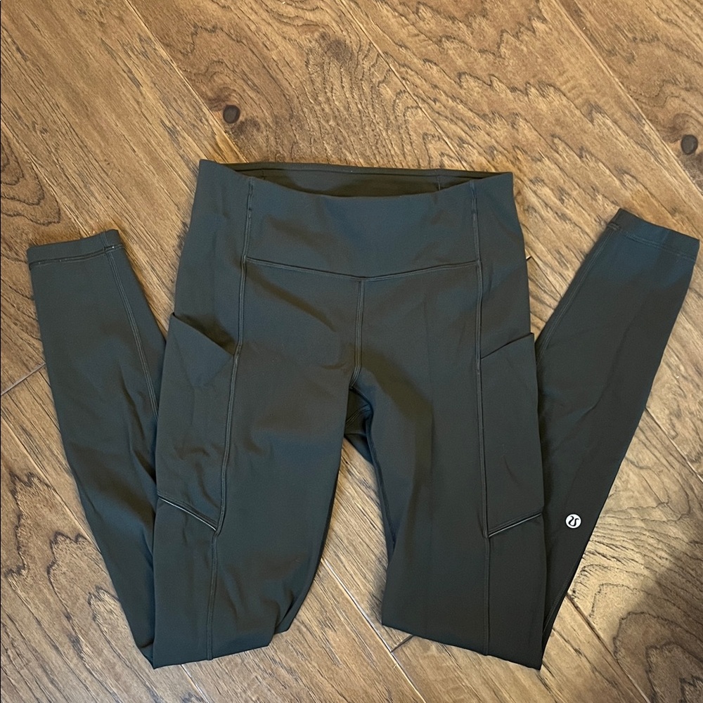 Lululemon Fast & Free High-Rise Tight – Size 4